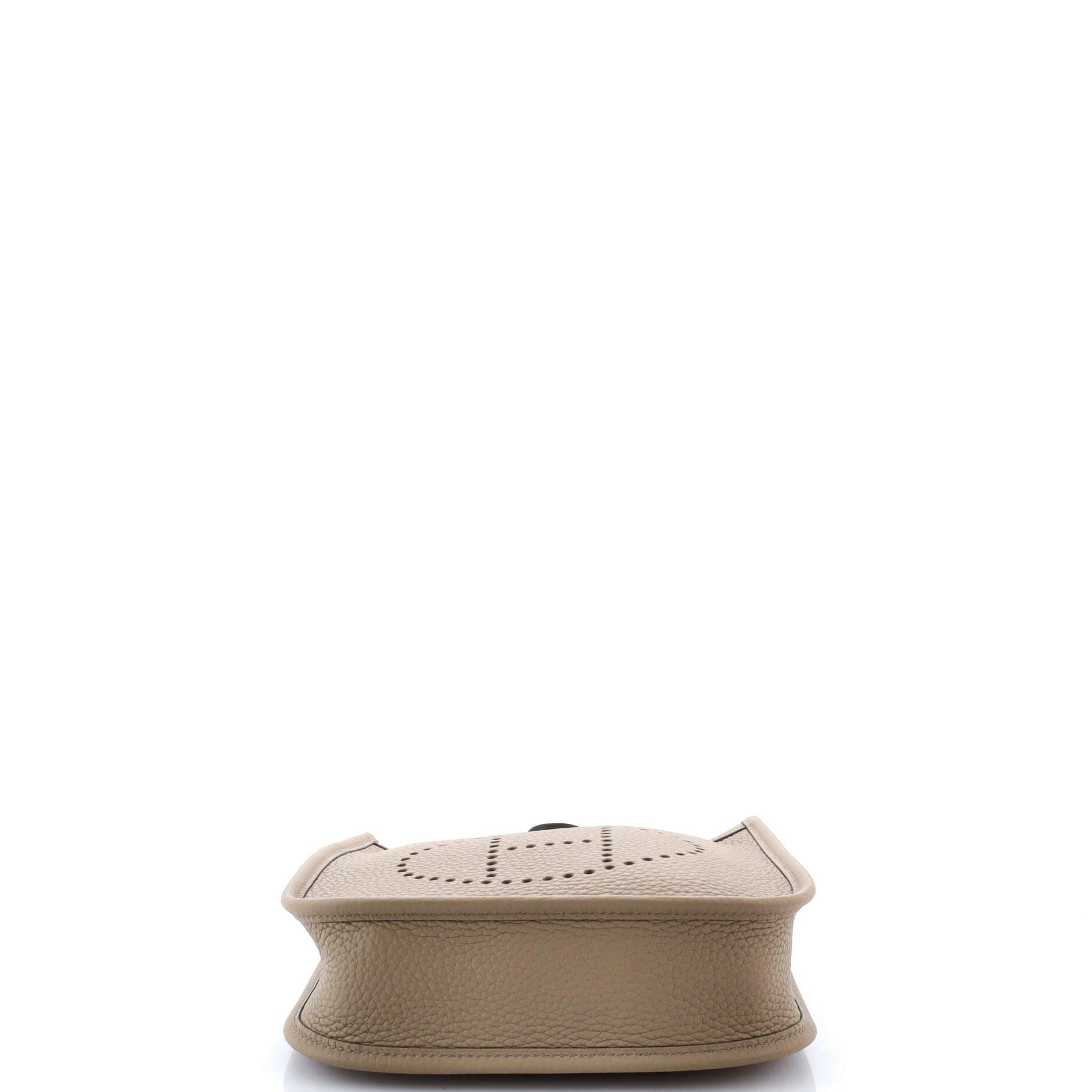 Pre-Owned Hermes Evelyne Bag Gen III Clemence TPM, Alternate, color, 