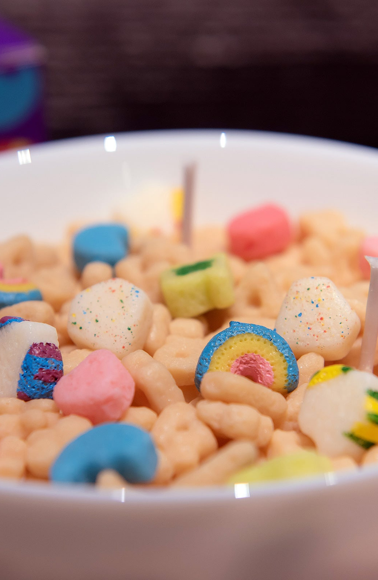 Southlake gifts Lucky Charms Cereal Candle 3.0, Alternate, color, NO COLOR