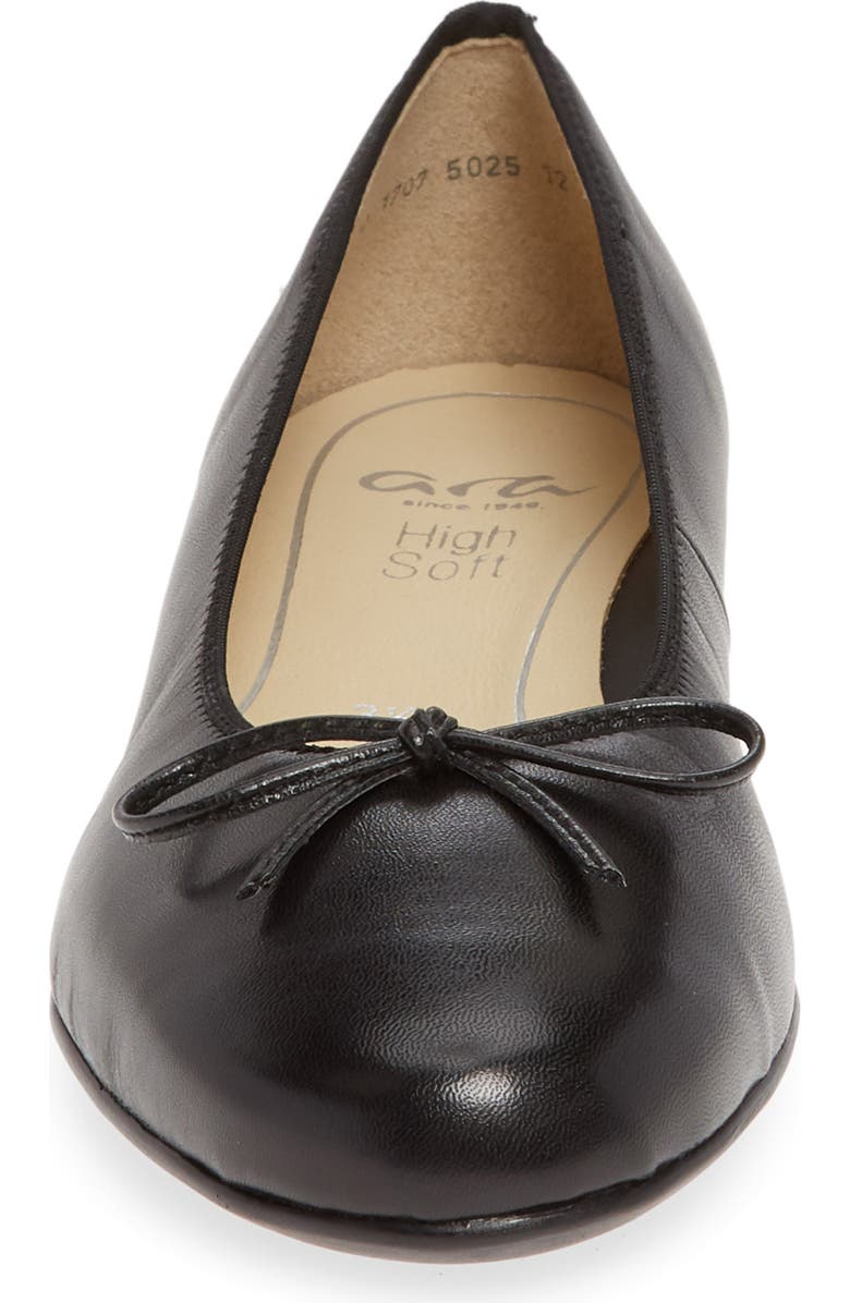 ara Susie Flat, Alternate, color,