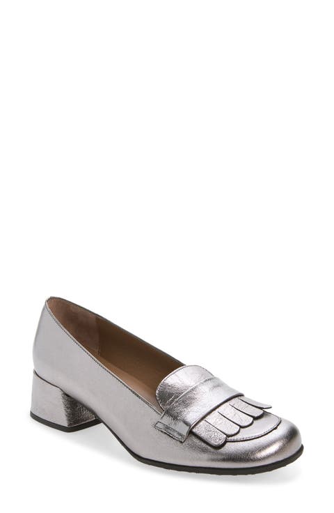 Kiltie Loafer Pump