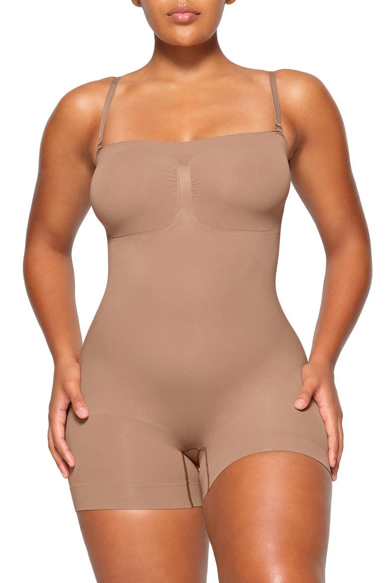 Seamless Sculpt Strapless Shortie Bodysuit, Alternate, color, SIENNA