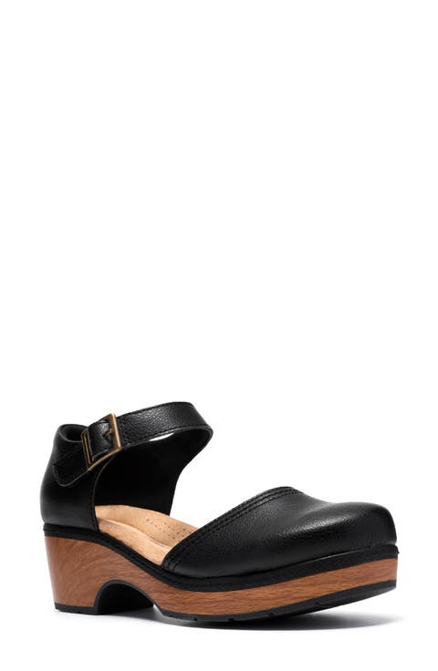 Paizlee Leah Pump