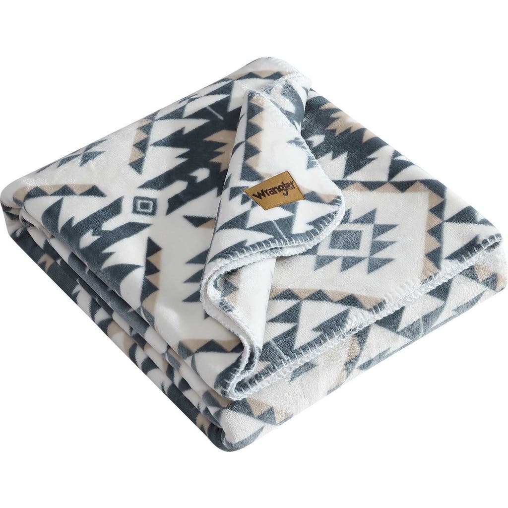Wrangler Dakota Reversible Faux Shearling Throw Blanket In Black