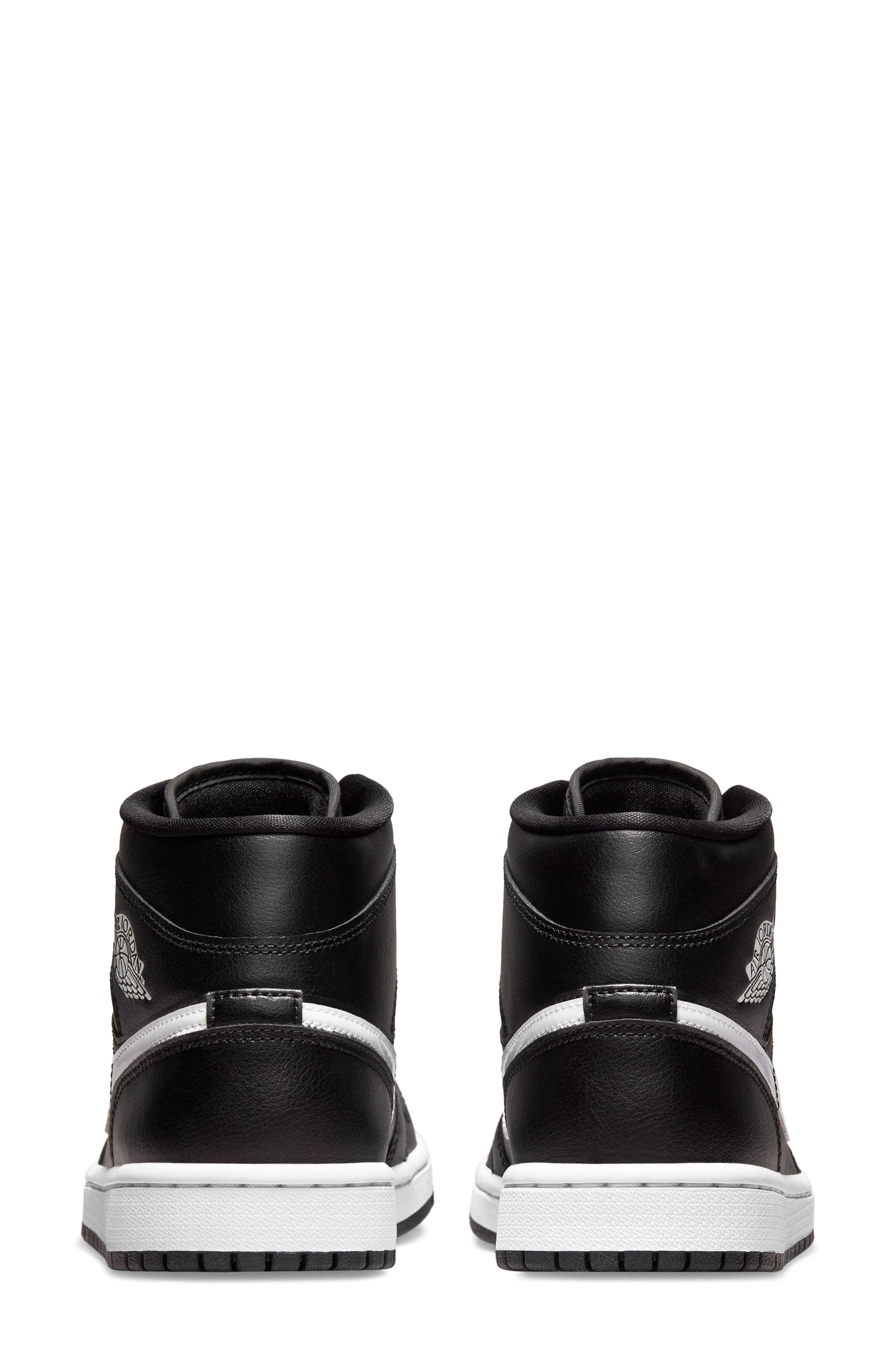 Jordan Air Jordan 1 Mid Basketball Sneaker, Alternate, color, 