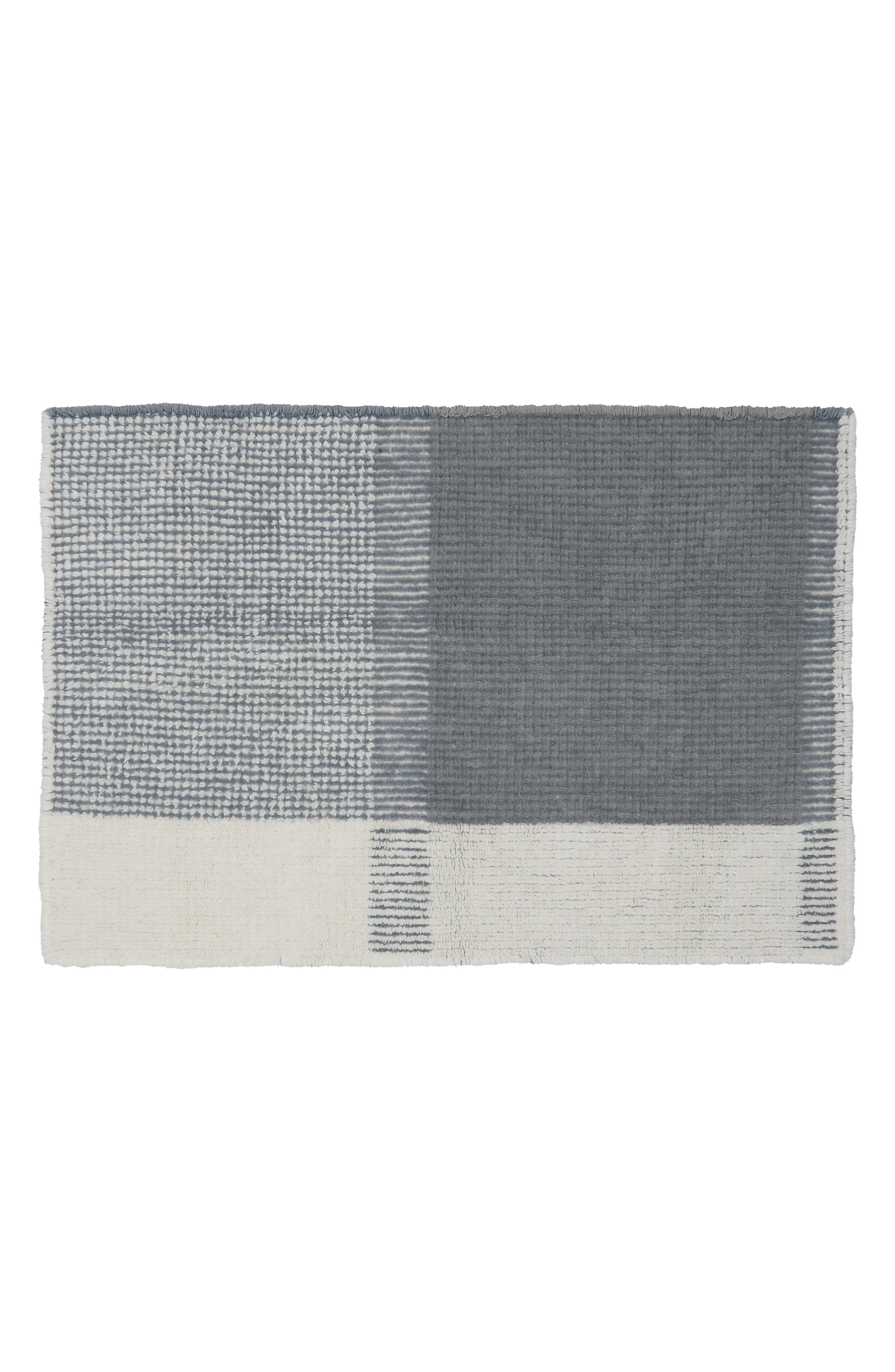 selected SHEEP WHITE SMOKY BLUE