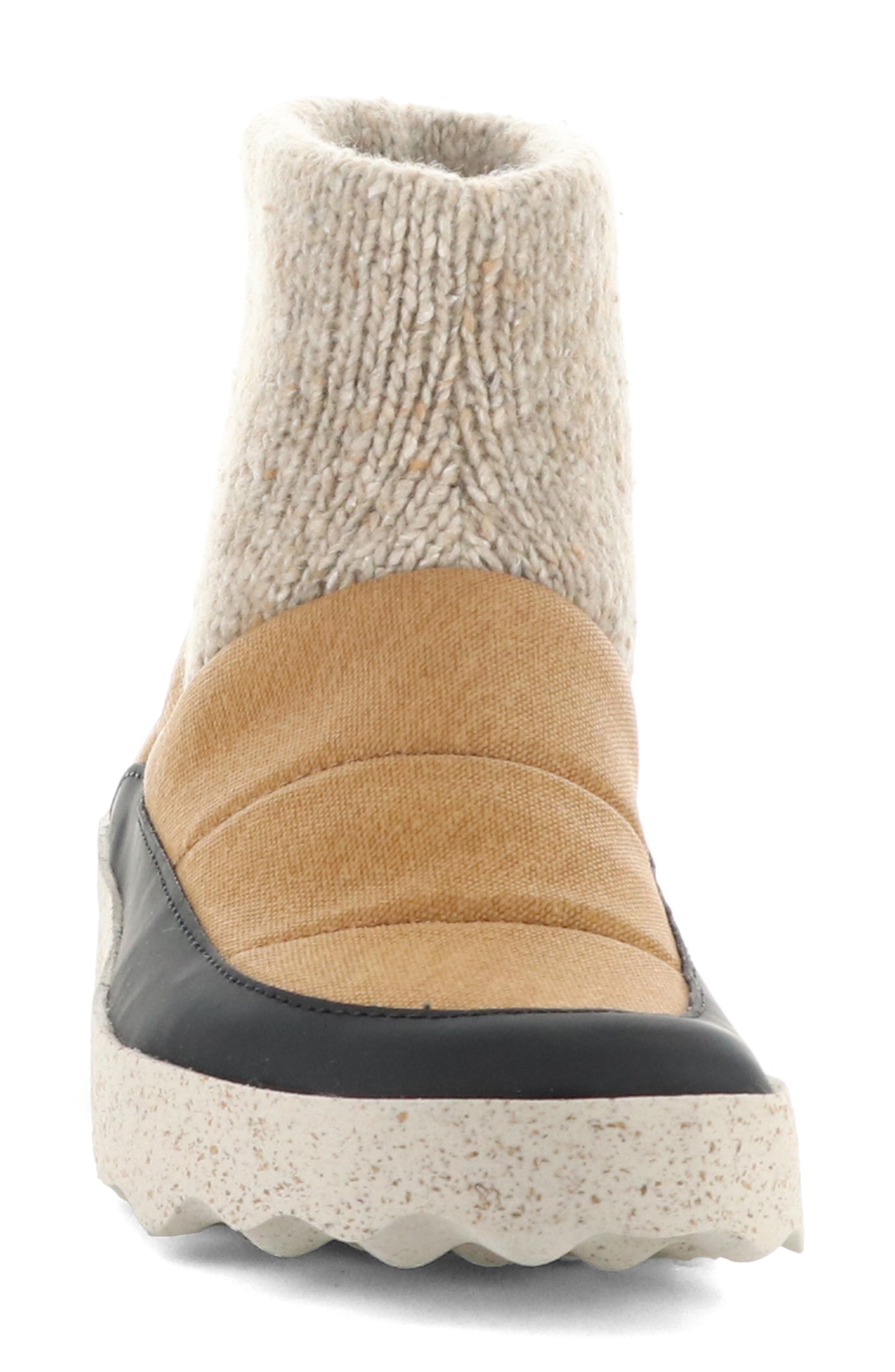 Asportuguesas by Fly London Close Water Resistant Bootie, Alternate, color, Brown Umbrella