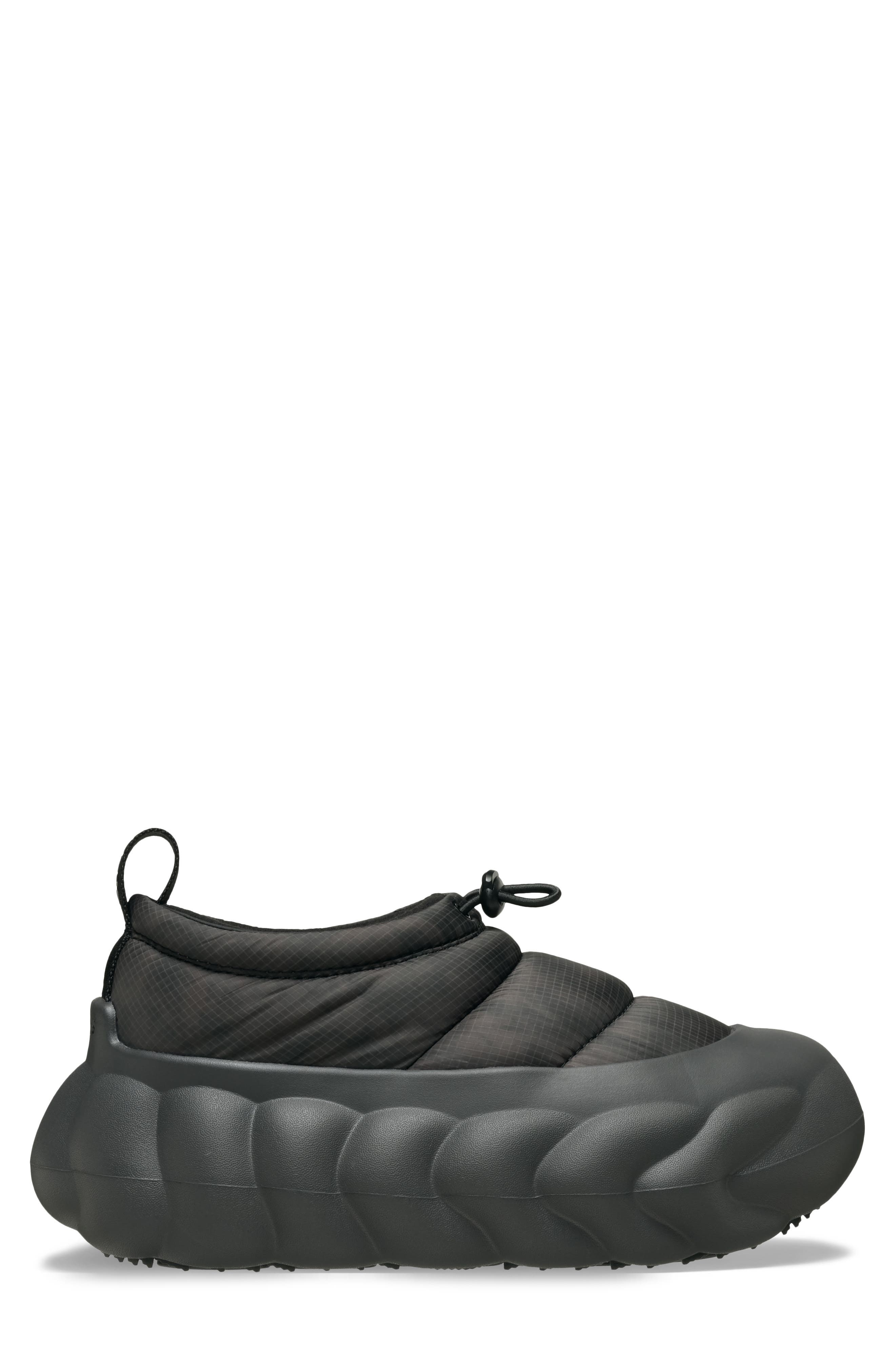 CROCS Overpuff Shorty Clog, Alternate, color, Black