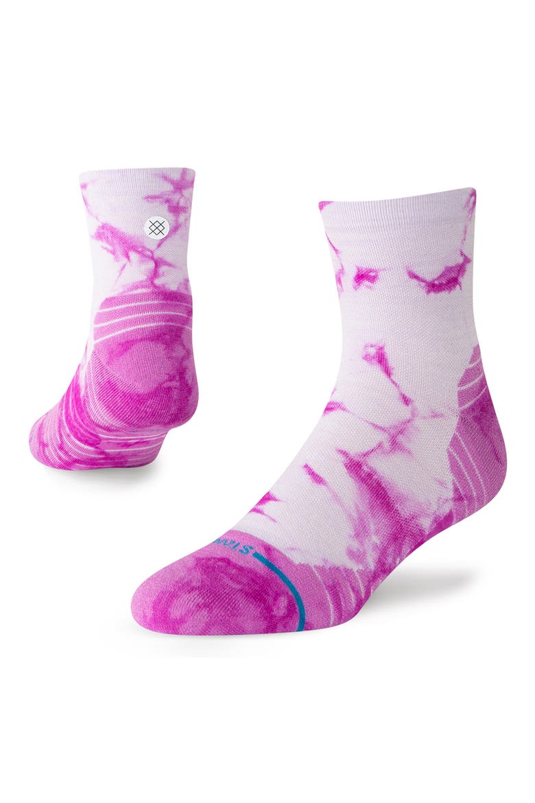 Aria Quarter Socks, Alternate, color, BERRY