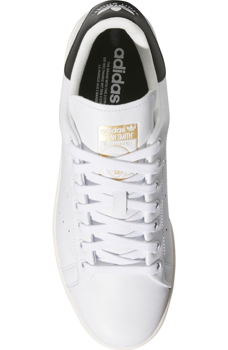 adidas Gender Inclusive Stan Smith Spikeless Golf Lux Sneaker, Alternate, color, Ftwwht/Cbl