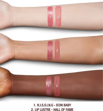 K.I.S.S.I.N.G. Lip Set