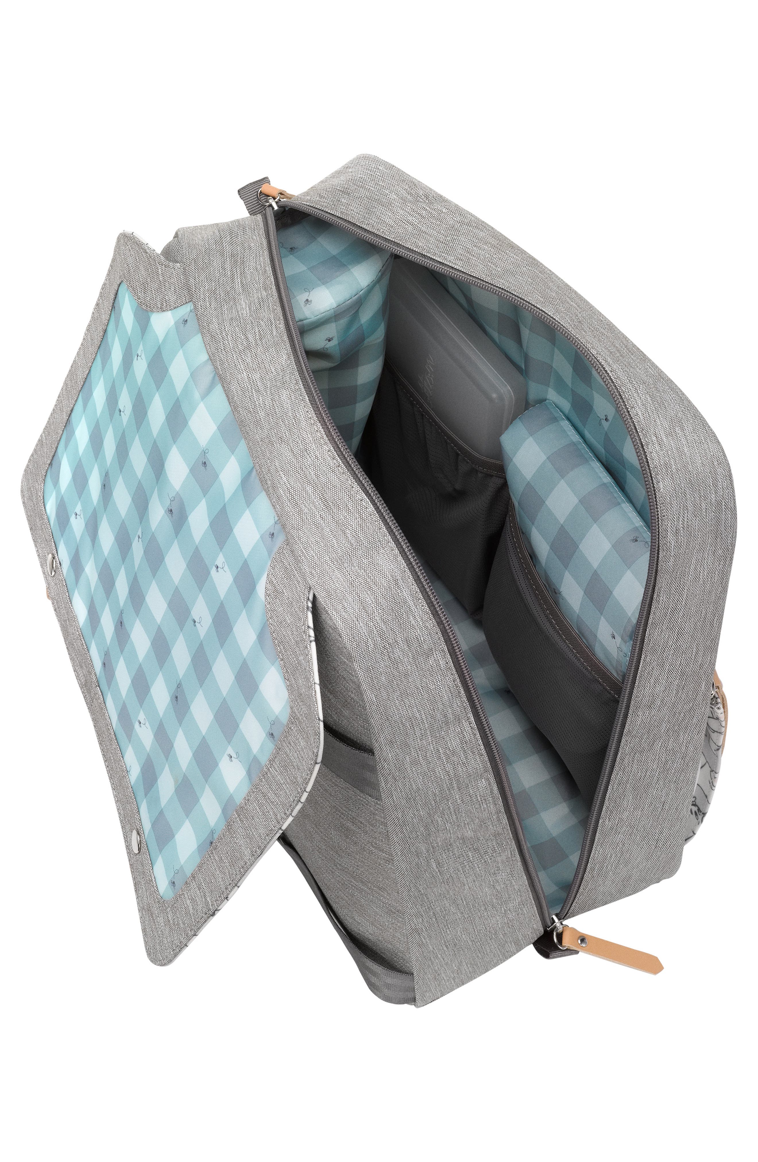 Petunia Pickle Bottom x Disney Playful Pooh Meta Diaper Backpack, Alternate, color, 