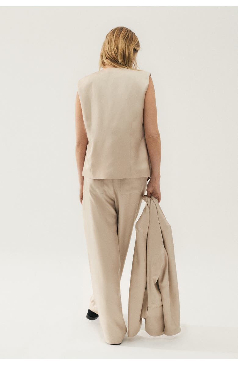 SILK LAUNDRY TWILL SLOUCH VEST HAZELNUT, Alternate, color, 