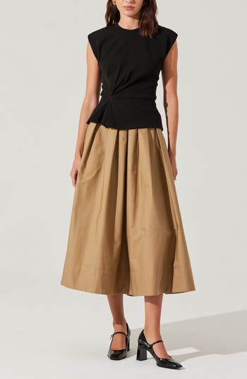 Cotton Tie Front Puff Sleeve Top