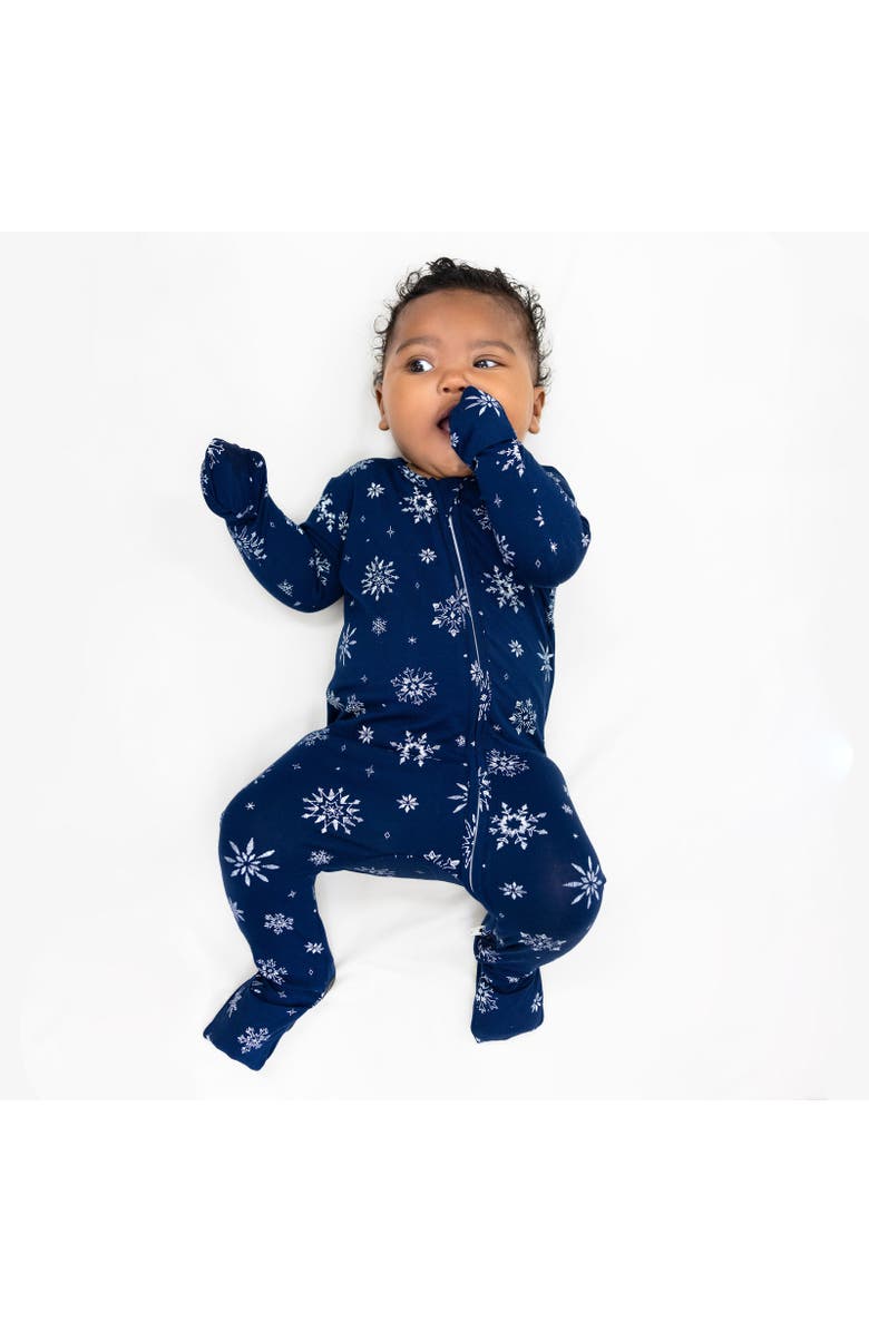 Bellabu Bear Baby Snowflake Convertible Footie, Alternate, color, Snowflake
