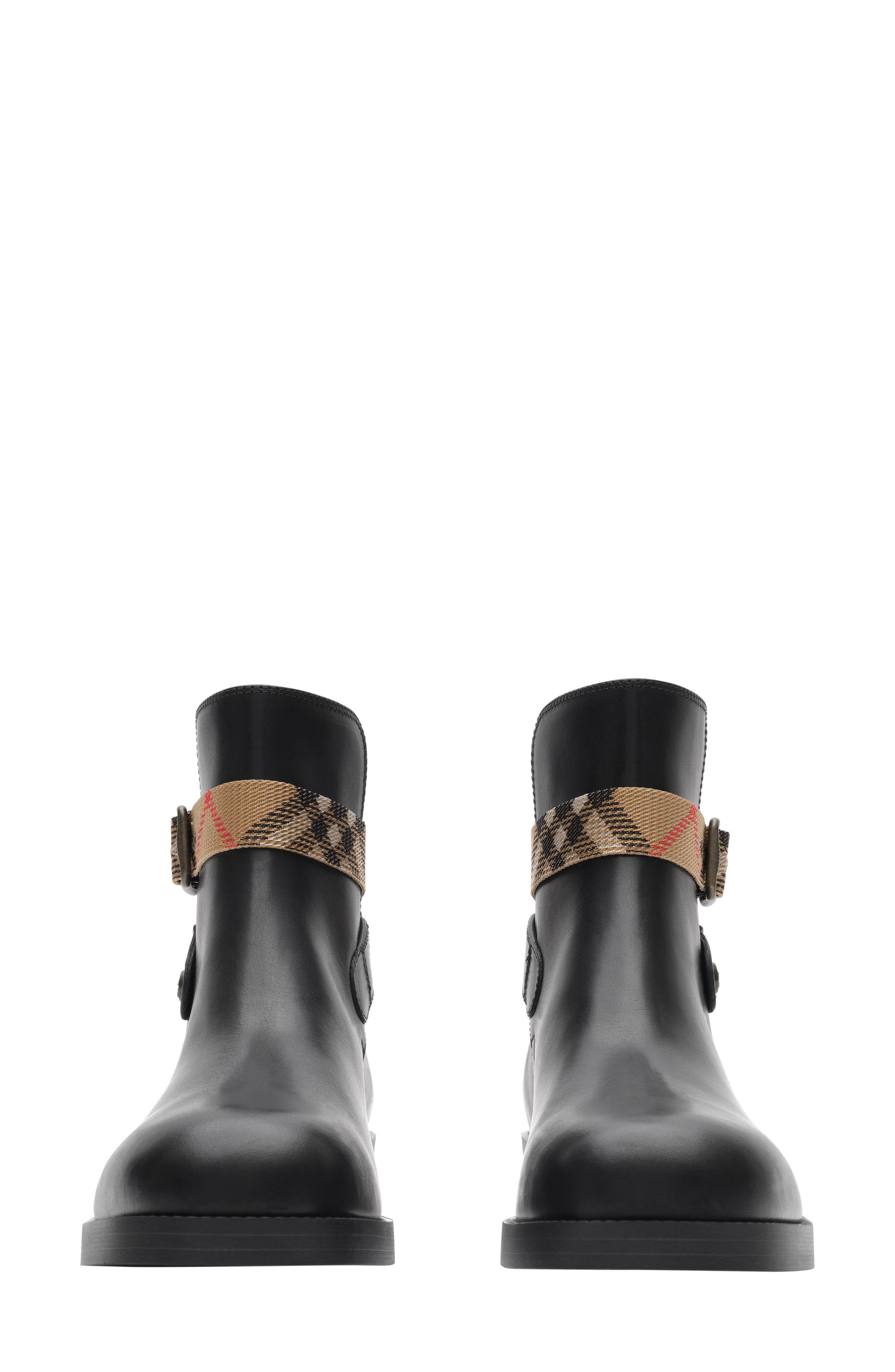 Burberry Huntley Belted Bootie, Alternate, color, Black