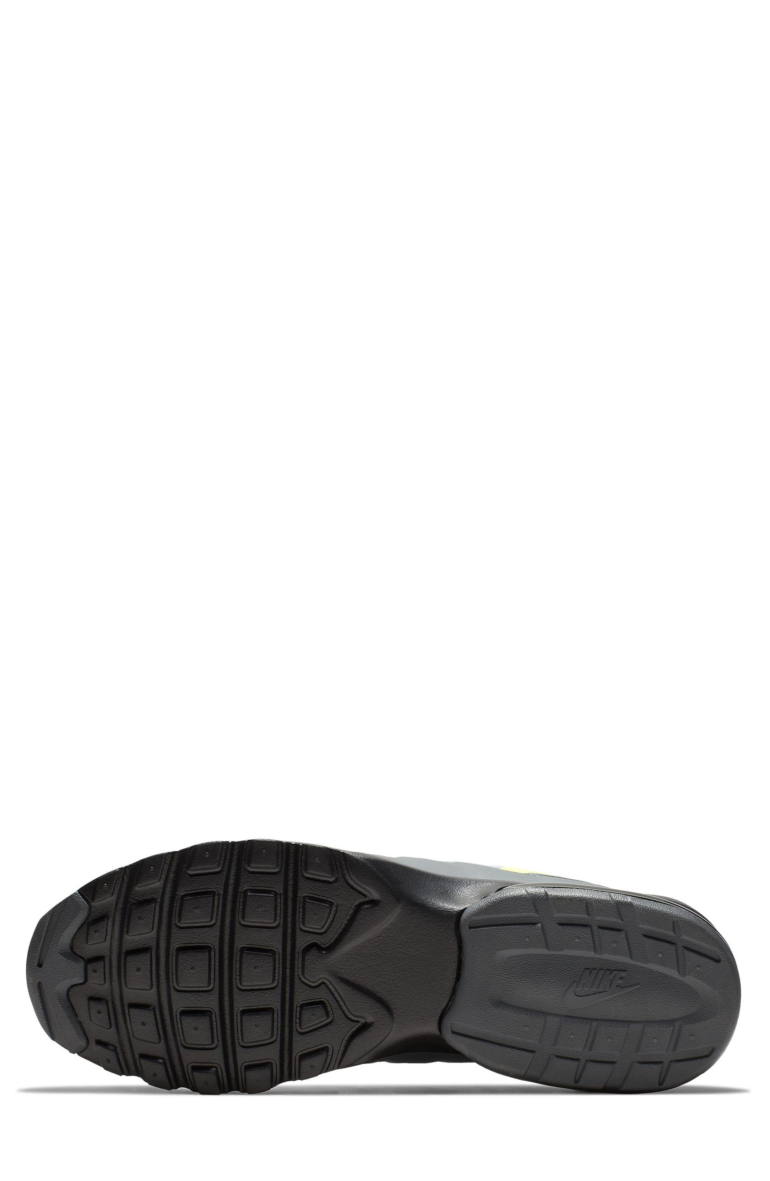Nike Air Max Invigor Sneaker, Alternate, color, Black/ Cool Grey