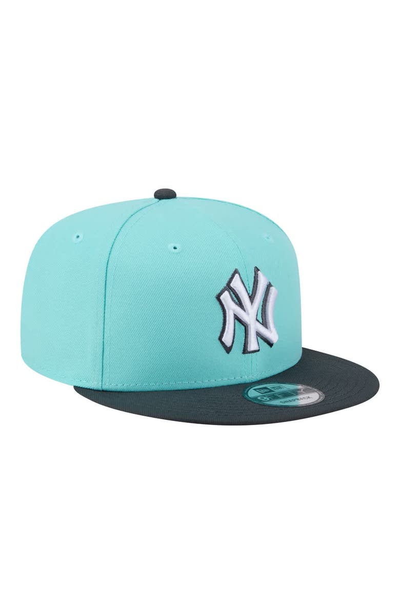 New Era Men's New Era Turquoise/Charcoal New York Yankees Two-Tone Color Pack 9FIFTY Snapback Hat, Alternate, color, Turquoise