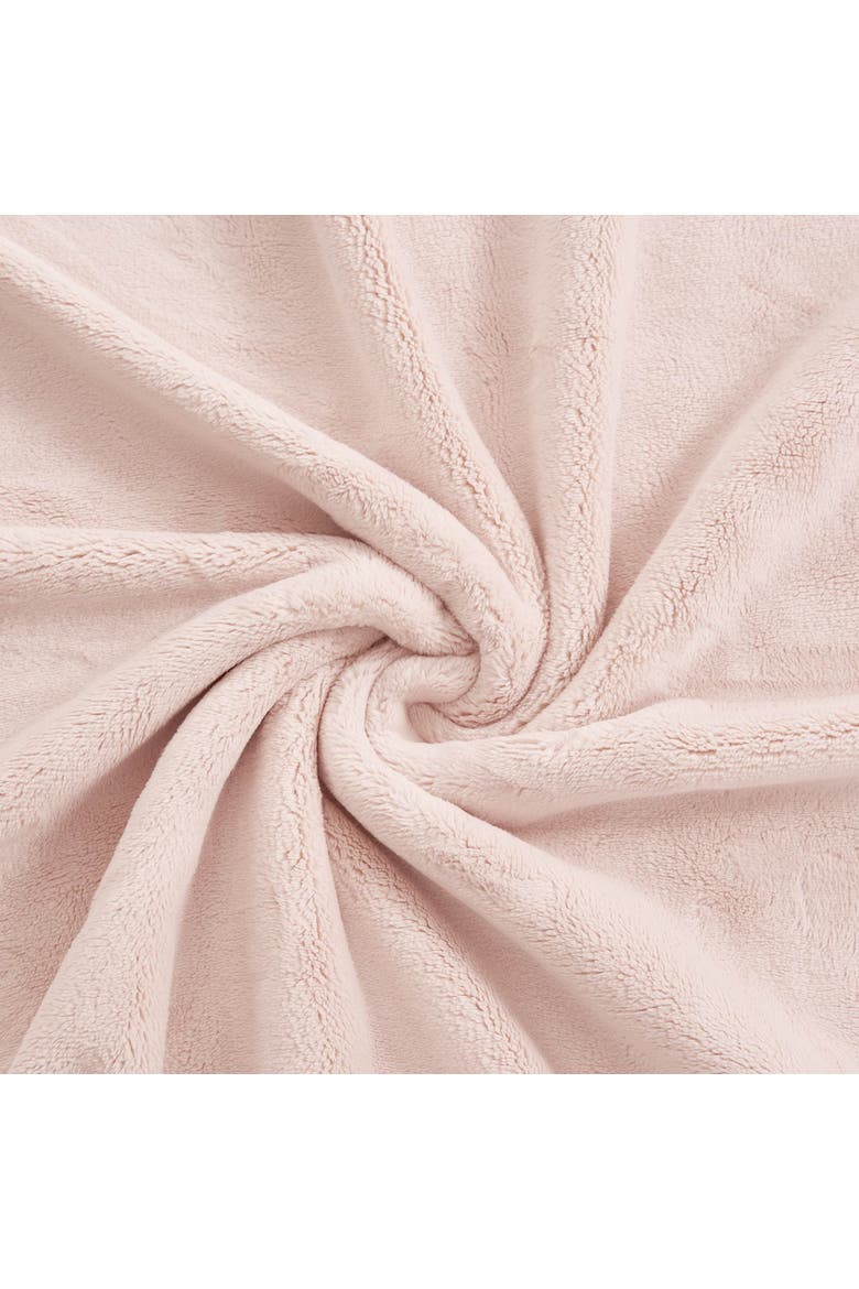 Coco Flannel Throw Blanket, Alternate, color, Mauve Pink Chalk