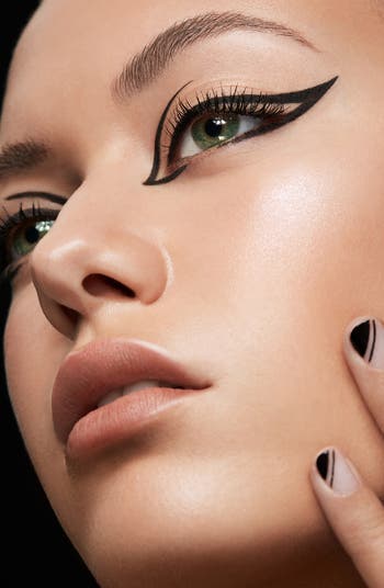 Stay All Day<sup>®</sup> Dual-Ended Liquid Eyeliner