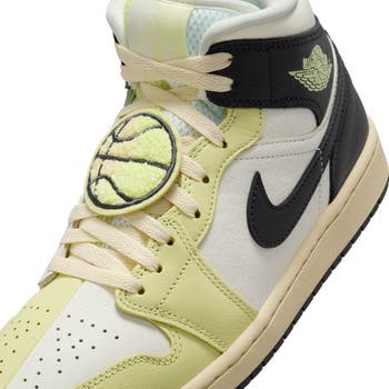 Air Jordan 1 Mid SE Velvet Basketball Sneaker