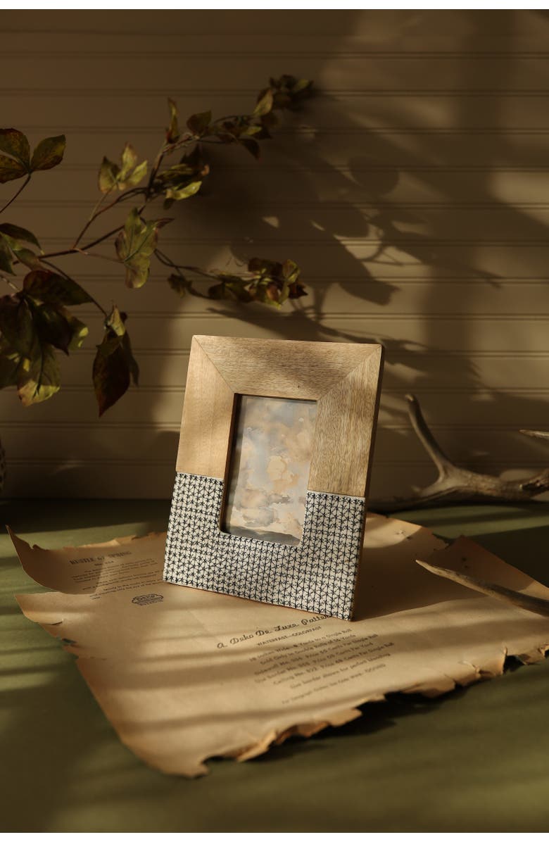 Foreside Home and Garden 6"H x 4"W Alexander Floral Brown Photo Frame, Alternate, color, Brown