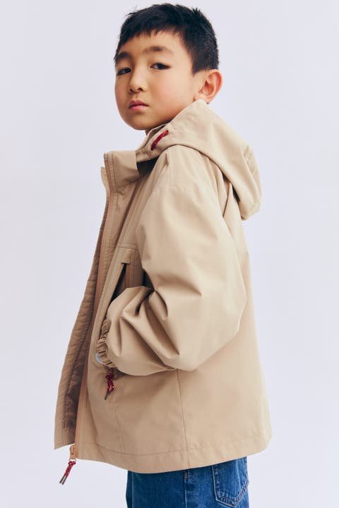 Water-repellent windbreaker