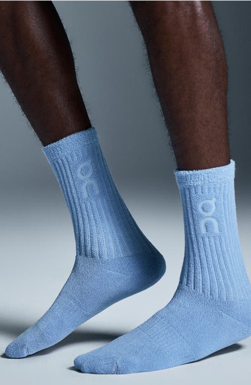 On Cott Terry Crew Socks In Stratosphere