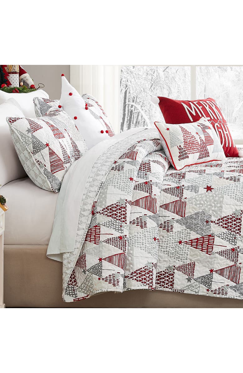 SOUTHSHORE FINE LINENS Merry and Bright Oversize Holiday Quilt Set, Alternate, color, Merry And Bright