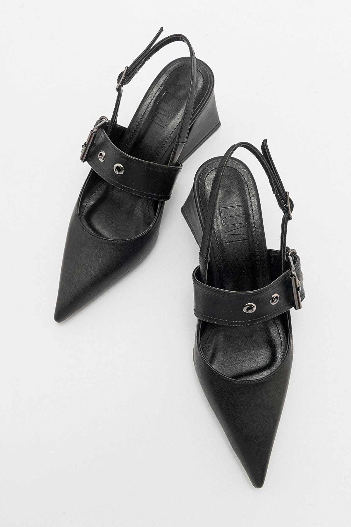 Prologue Shoes Nepido Pointed Toe Block Heel Pump, Alternate, color, Black