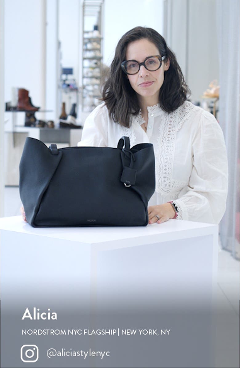 Valorie Tote, sales video thumbnail