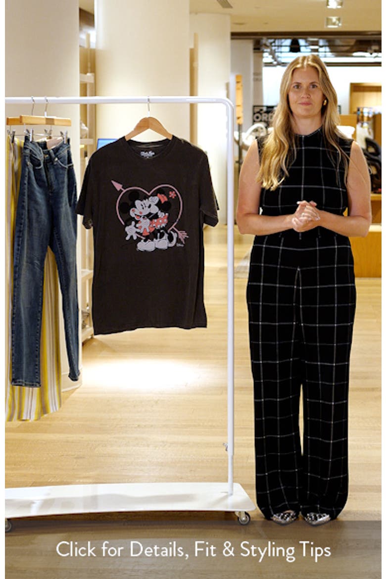 Hearts & Kisses Cotton Graphic T-Shirt video