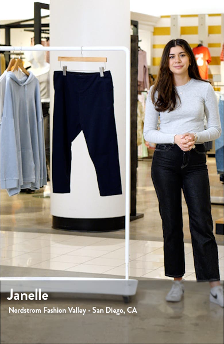 'Lyssentials Crop Leggings, sales video thumbnail