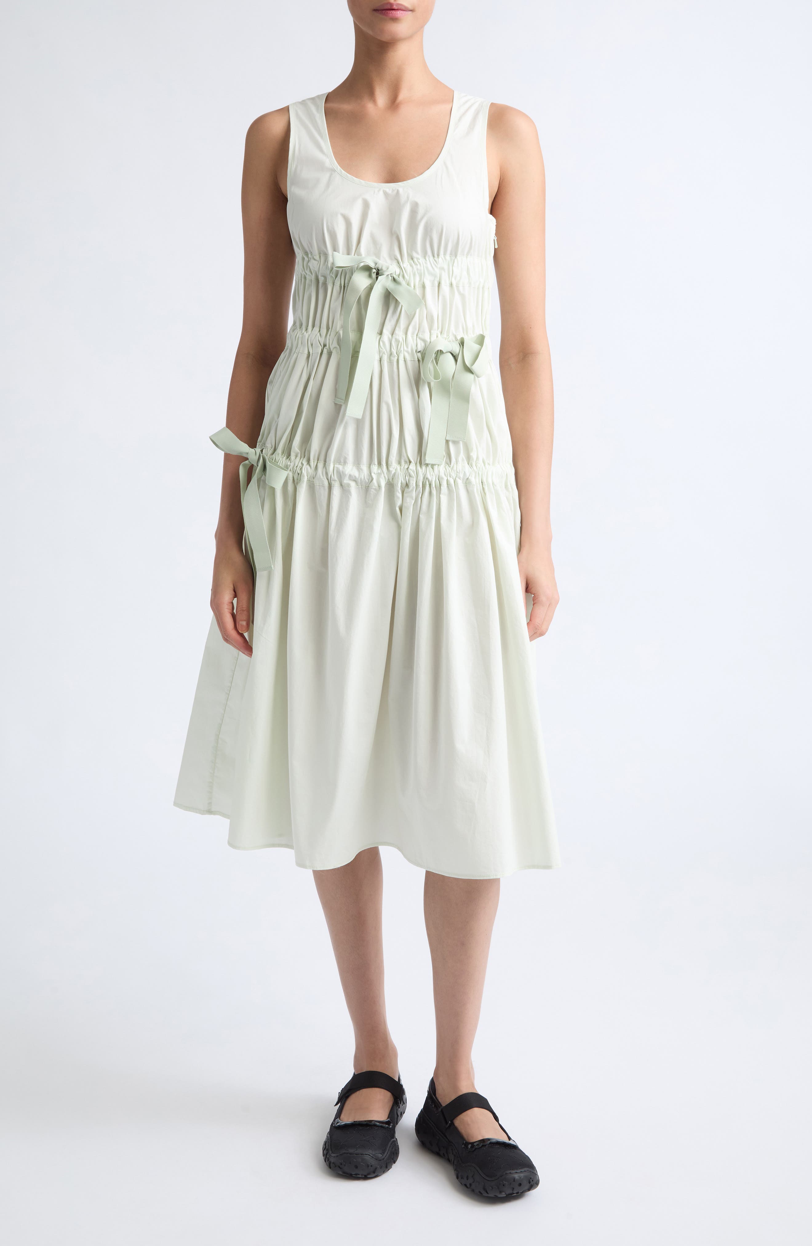 selected PALE GREEN