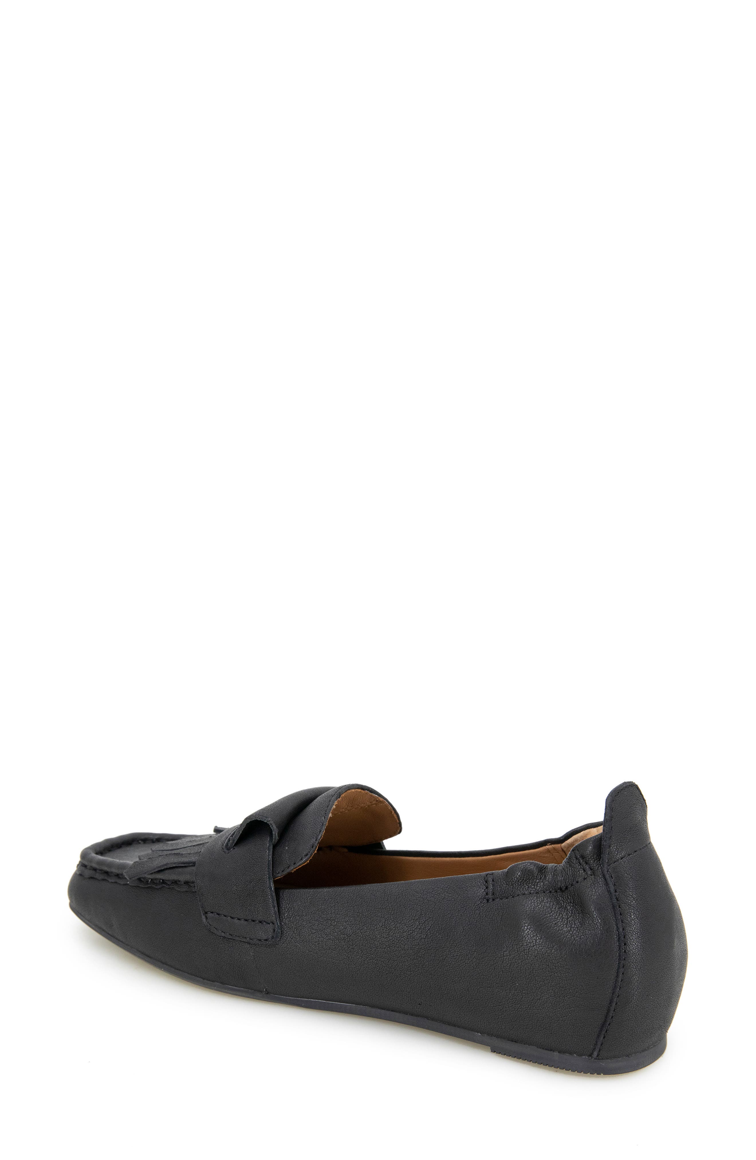 Gentle Souls Scotty Kiltie Loafer, Alternate, color, Black