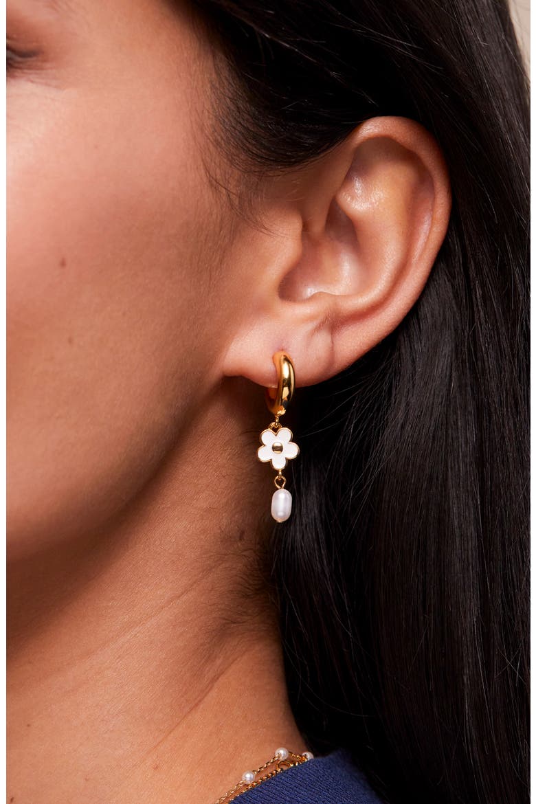 Flower Pearl Hoop Earrings, Alternate, color, GOLD