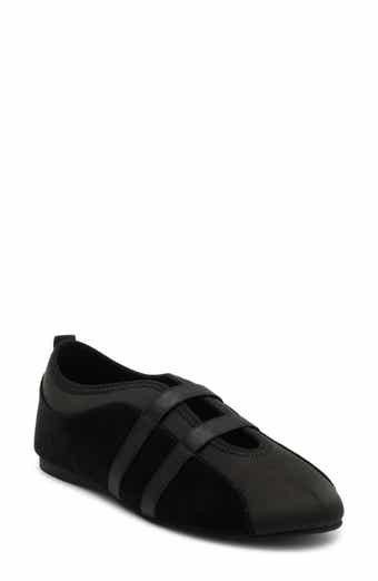 Sporty Sneaker