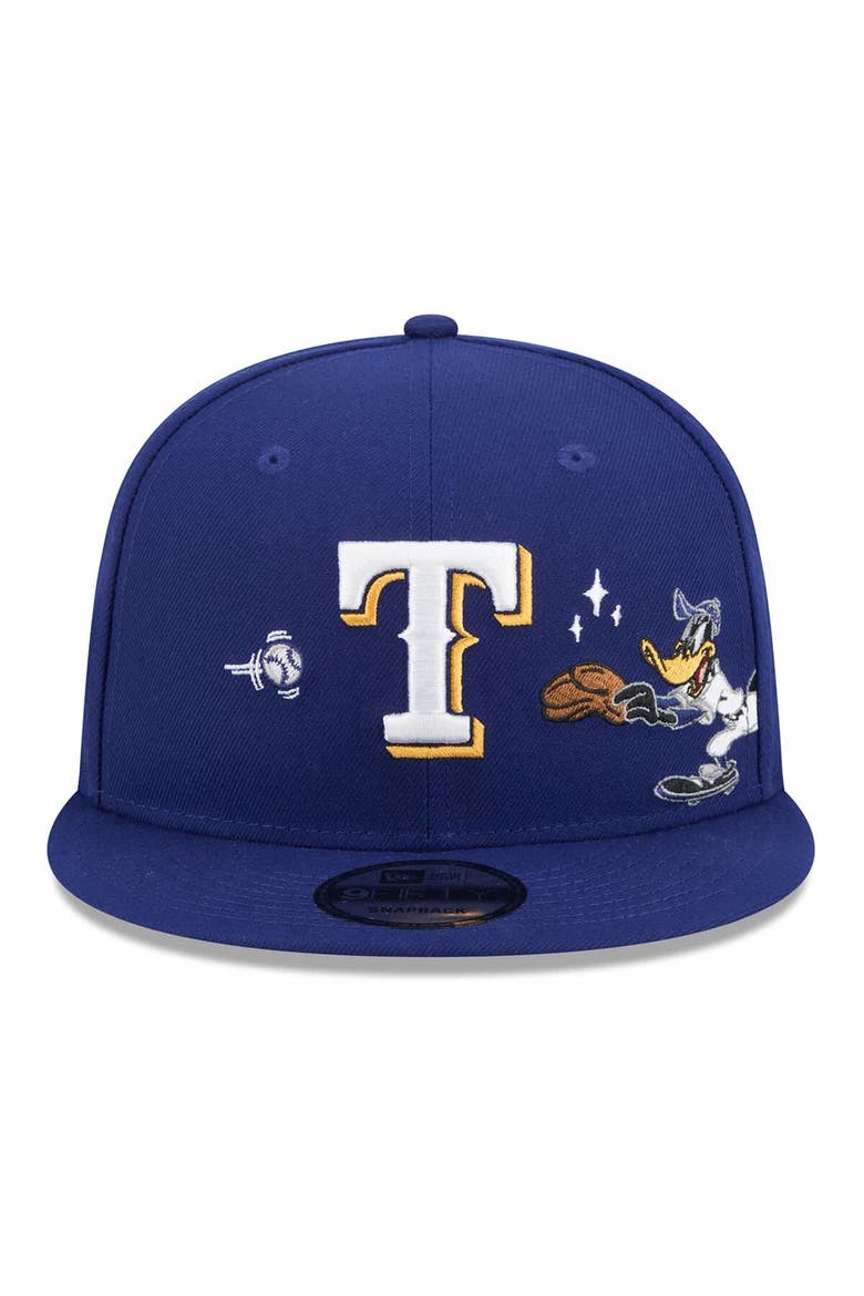 Men's New Era Royal Texas Rangers Looney Tunes Daffy Duck 9FIFTY Snapback Hat, Alternate, color, Dark Blue