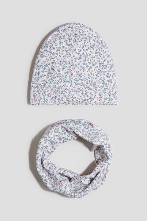 2-piece Beanie And Tube Scarf Set