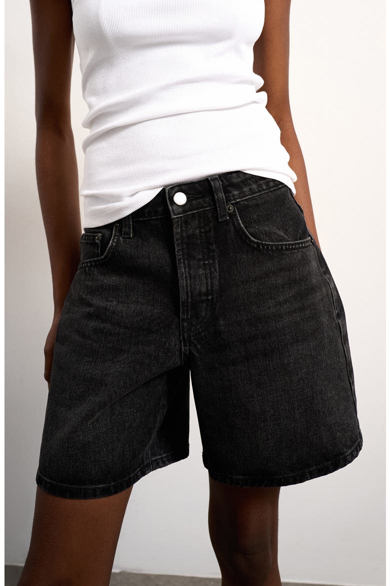 Editor Relaxed Mid Thigh Denim Shorts, Alternate, color, BLACK