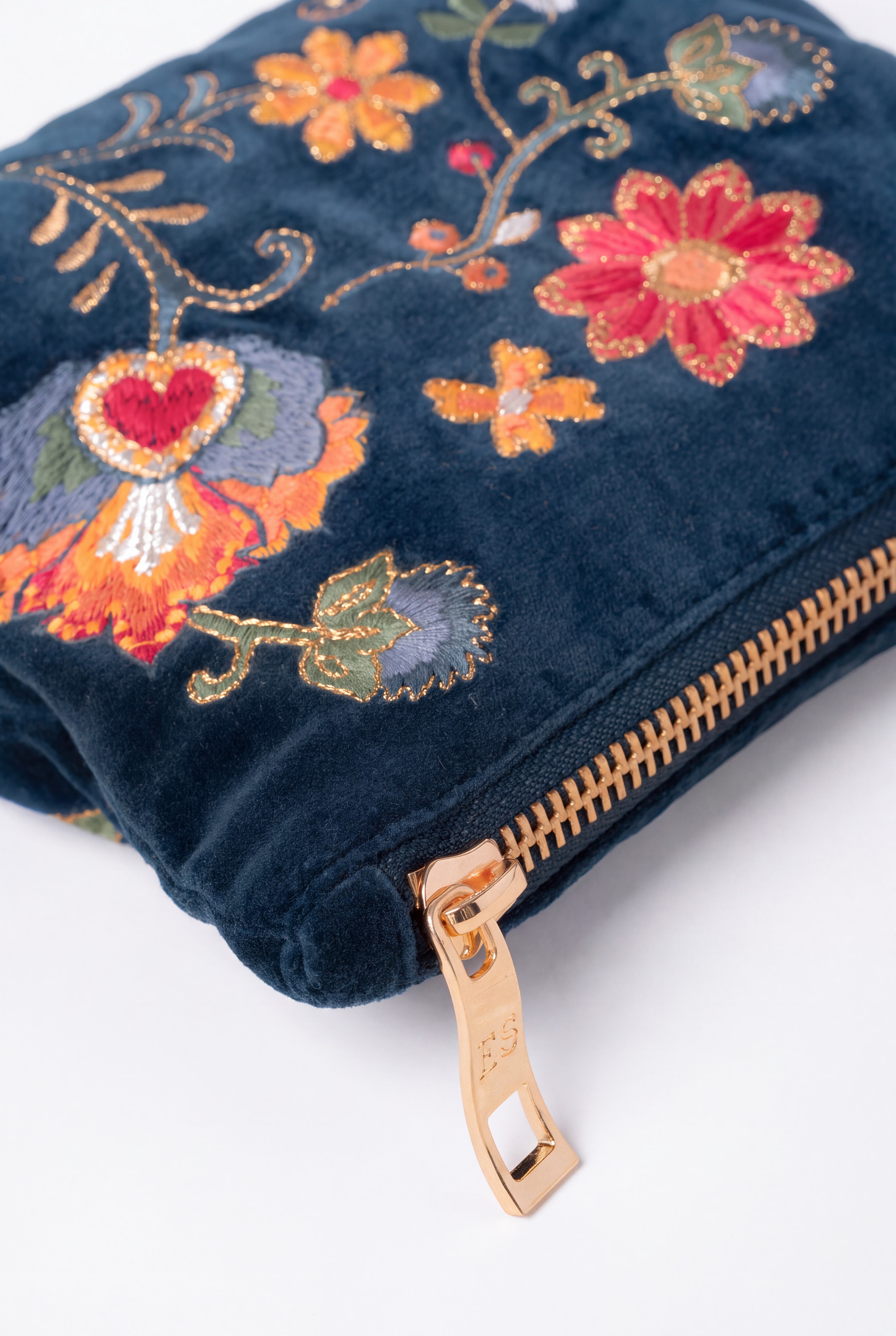 Botanical Garden Velvet Everyday Pouch, Alternate, color, Ink Blue