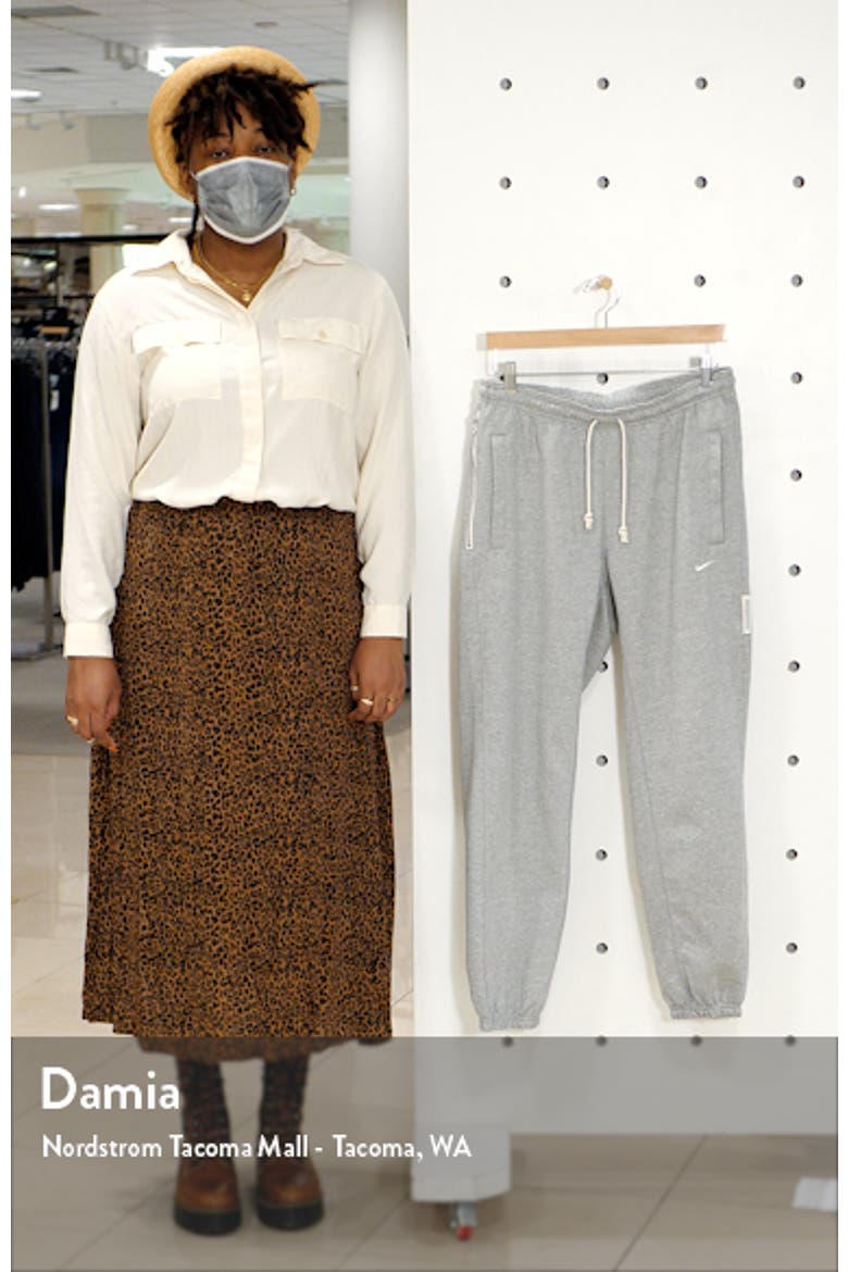 Men's Dri-FIT Standard Issue Joggers video