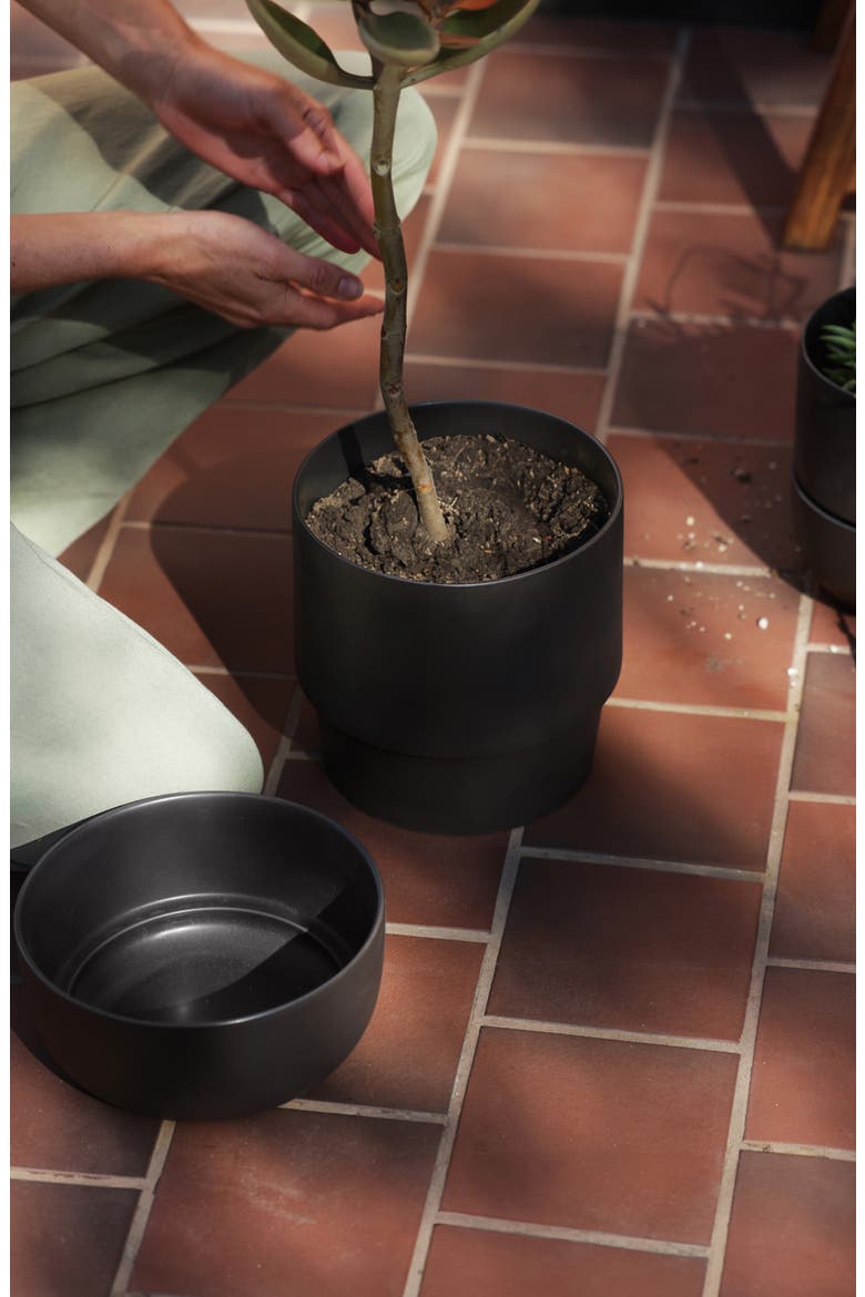 The Planter, Alternate, color, GRANITE GRAY