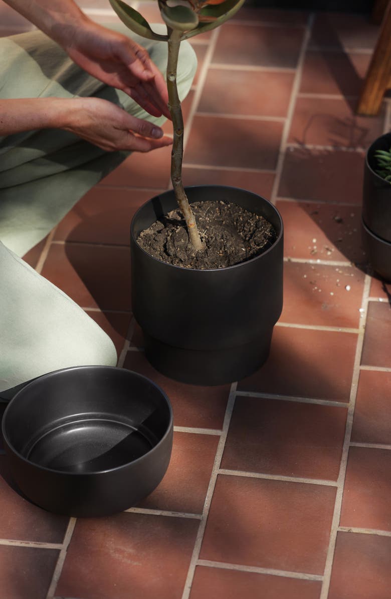 Fable The Planter, Alternate, color, Granite Gray