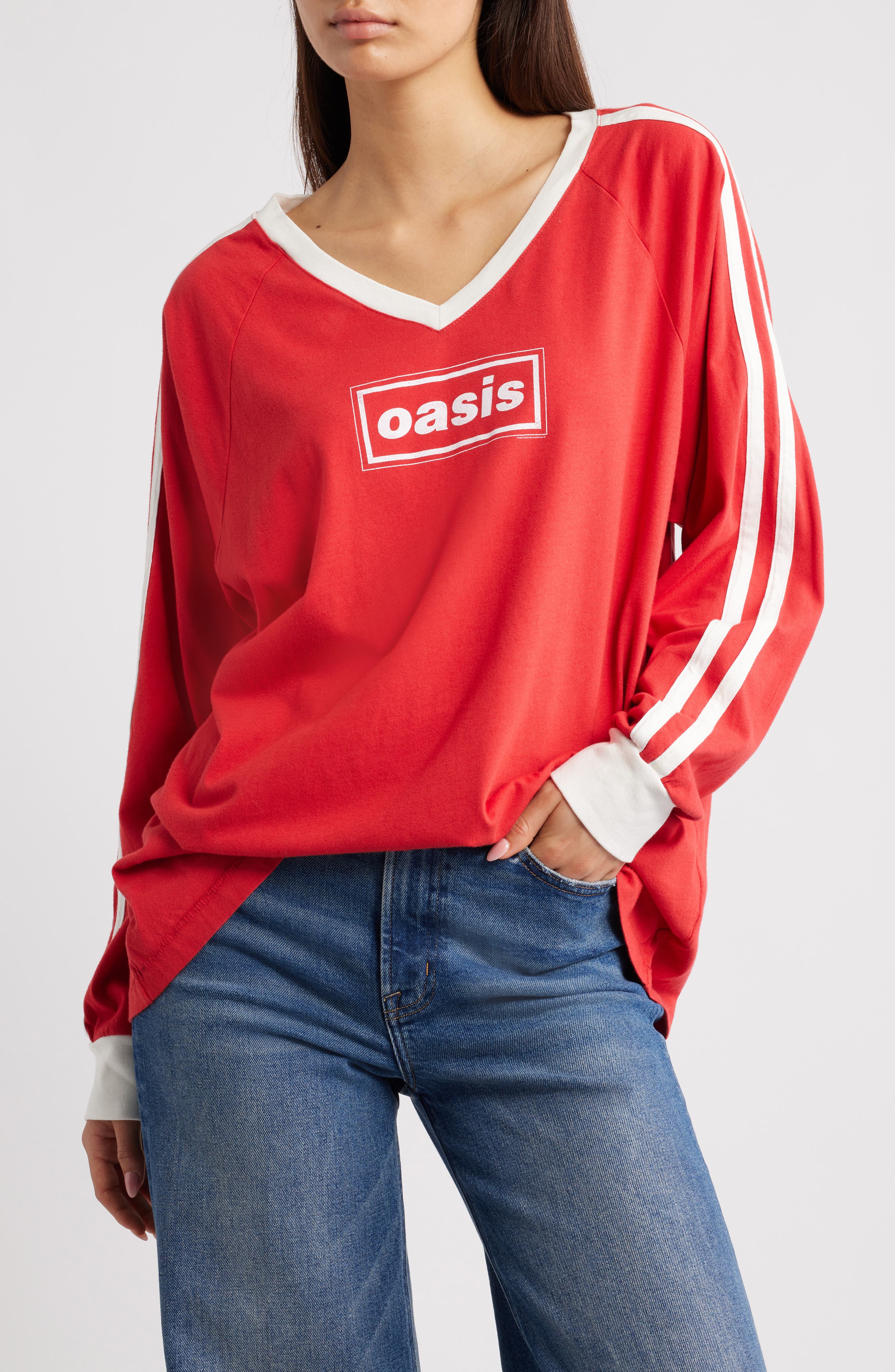 Daydreamer Oasis Long Sleeve Graphic T-Shirt