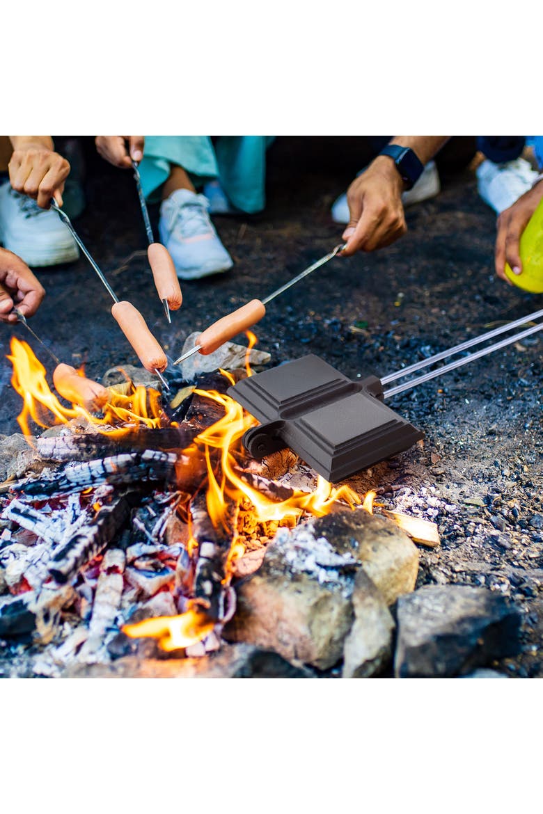 8.26 Inch Cast Iron Pie Iron Outdoor/Camping Cookware with Long Handle, Alternate, color, Black