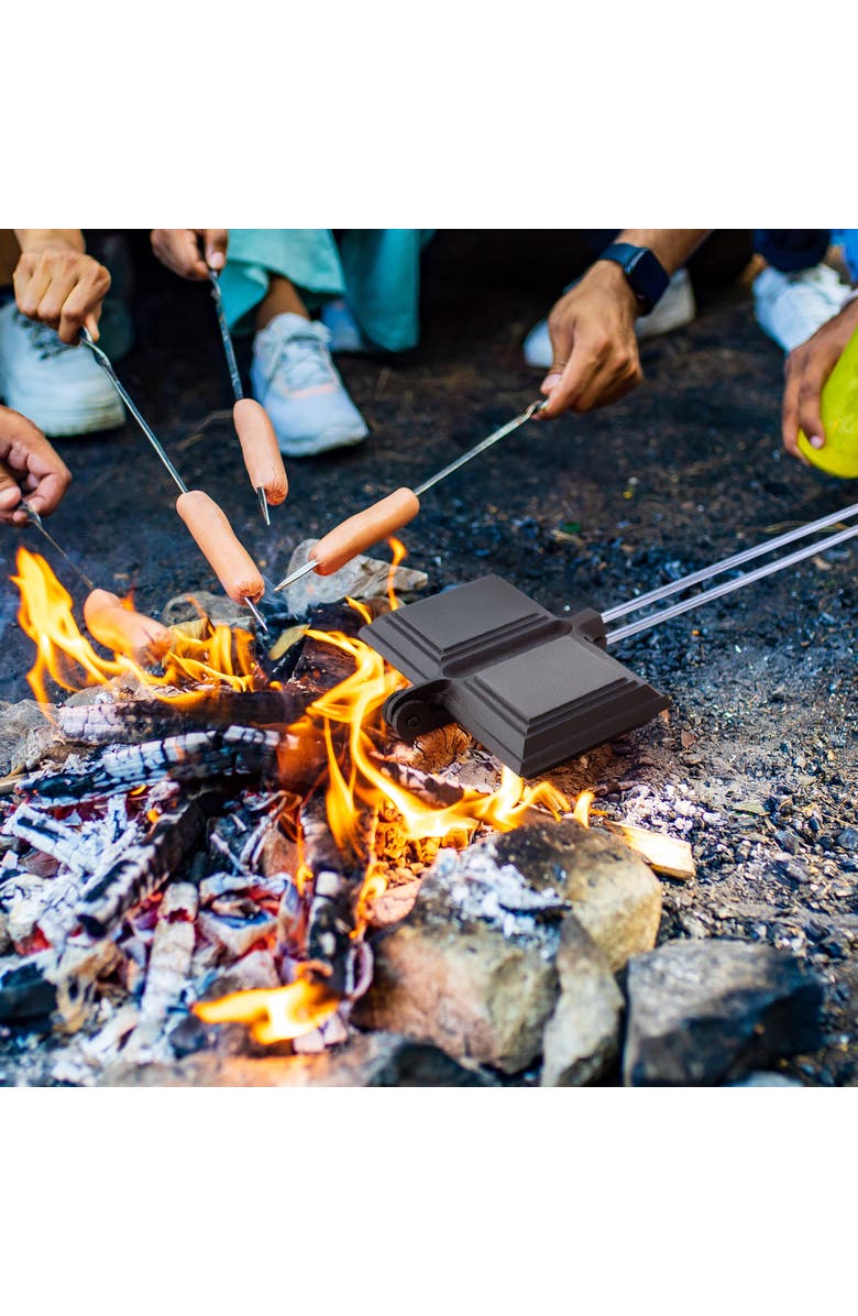 Megachef 8.26 Inch Cast Iron Pie Iron Outdoor/Camping Cookware with Long Handle, Alternate, color, Black