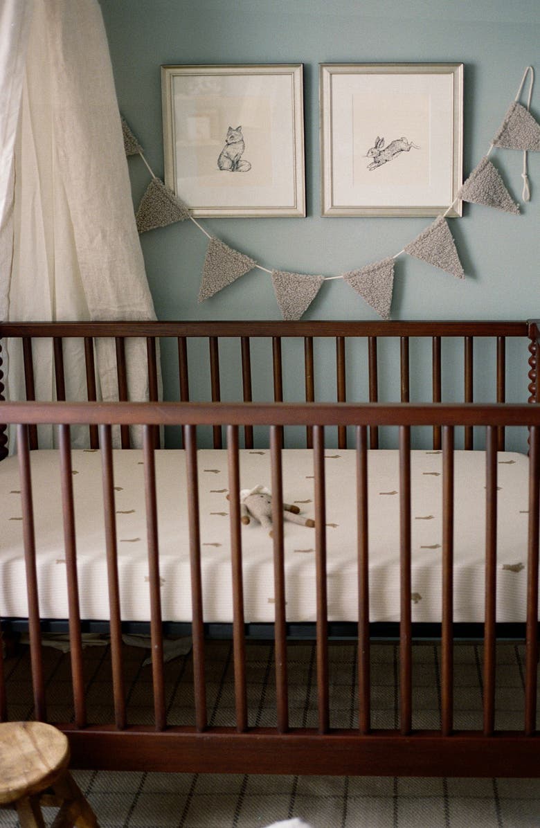 Oilo Print Organic Cotton Crib Sheet, Alternate, color, Eggshell