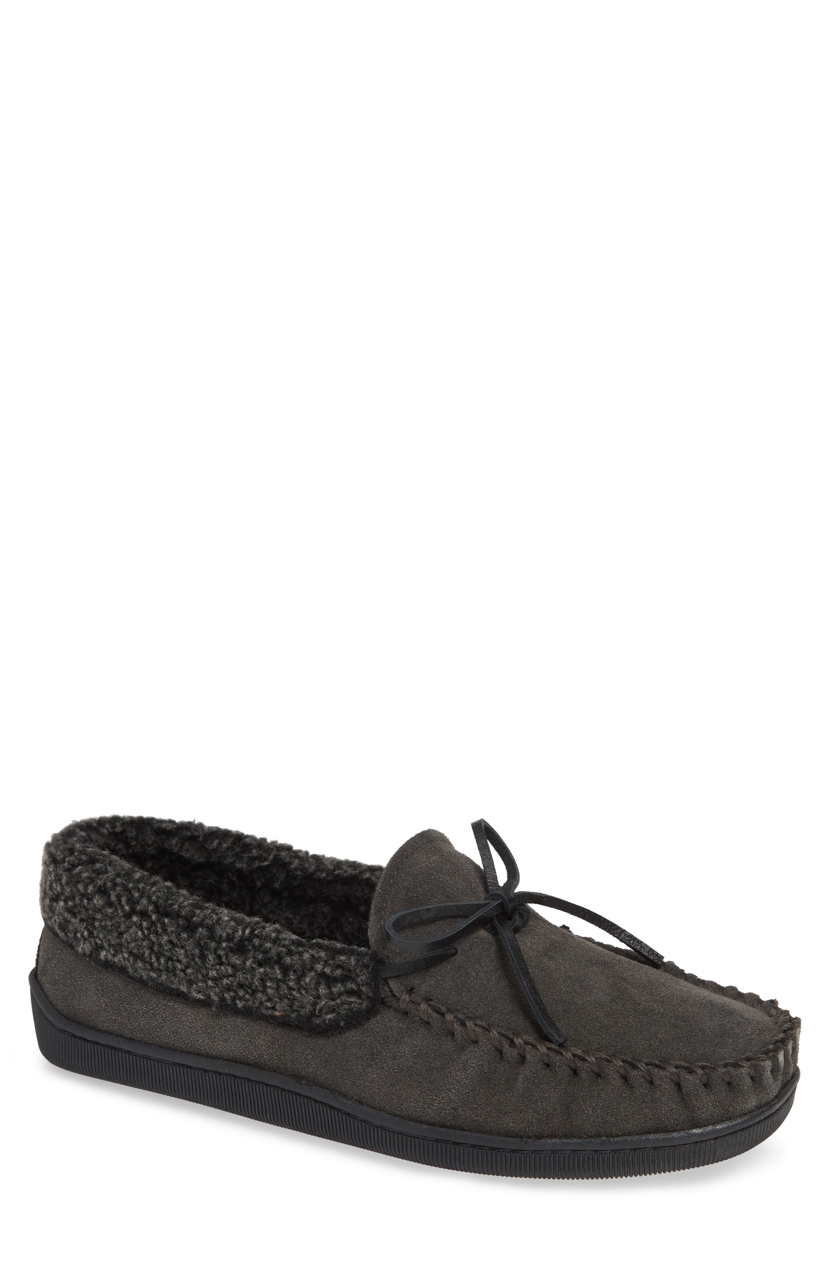 Minnetonka Allen Fleece Lined Slipper