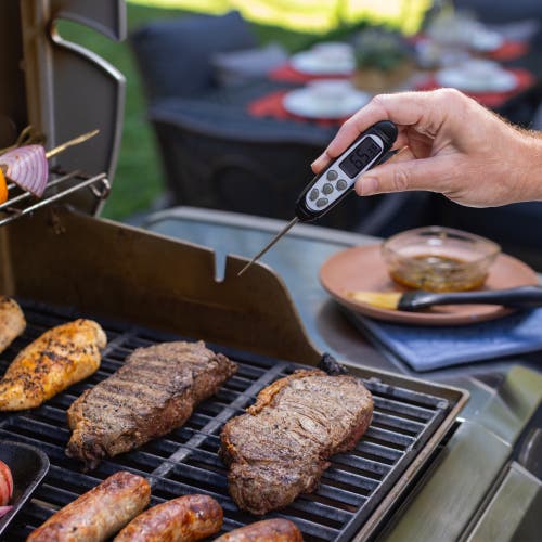 Maverick Fast Read Digital Probe Thermometer In Black