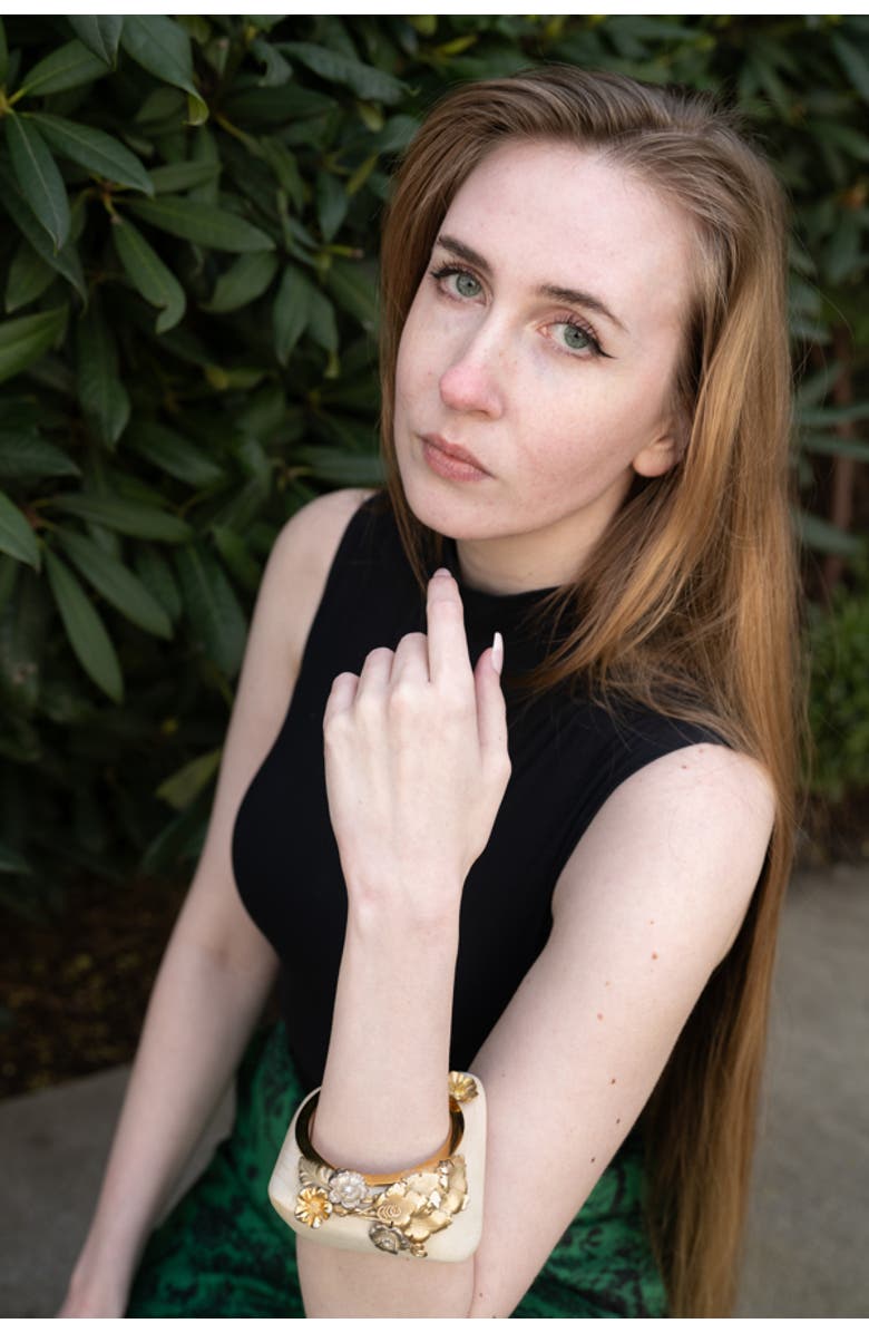 Lunaversoul Floral Chunky Wood Bangle, Alternate, color, Ivory/Gold